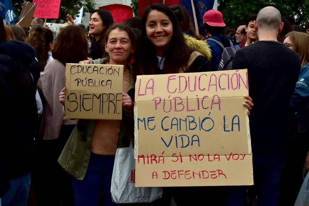 Marcha universitaria en Córdoba 2.jpg