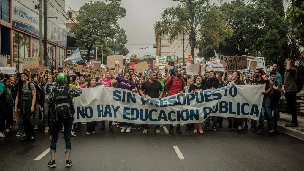 Marcha en Santiago del Estero.jpg